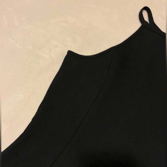 Tight Dress - Picture 4 of 4